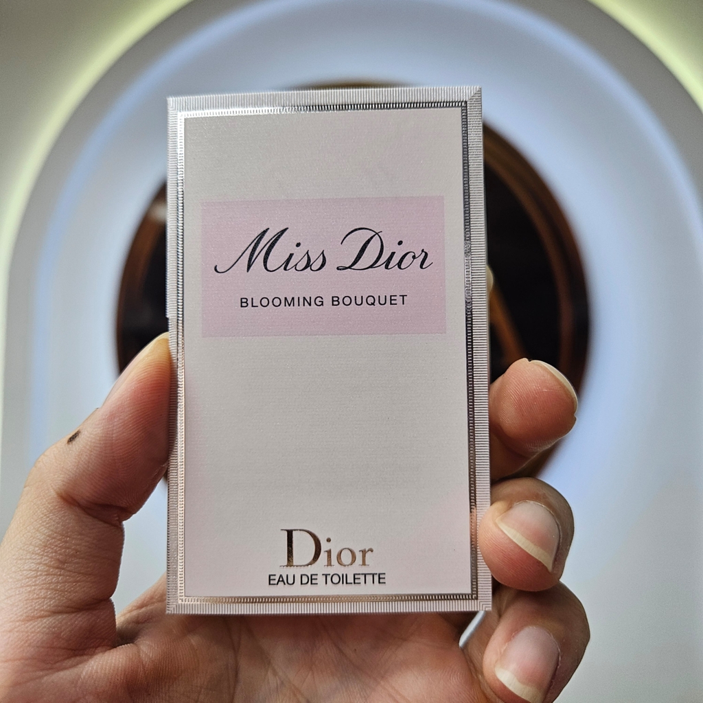 Sample Nước Hoa