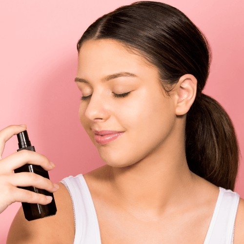 Xịt khoáng giữ & khóa lớp makeup Elf Makeup Mist & Set