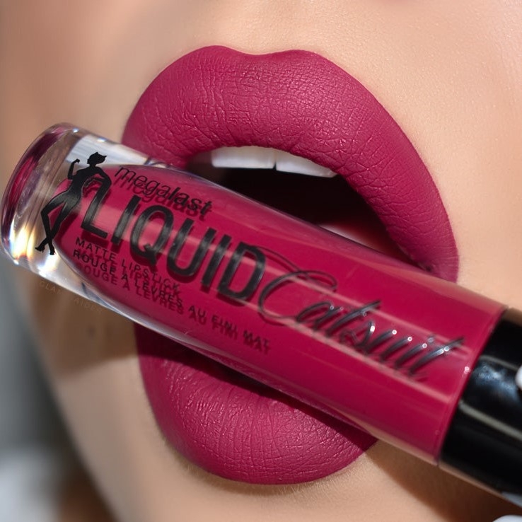 Son kem lì Wet N Wild Liquid Catsuit
