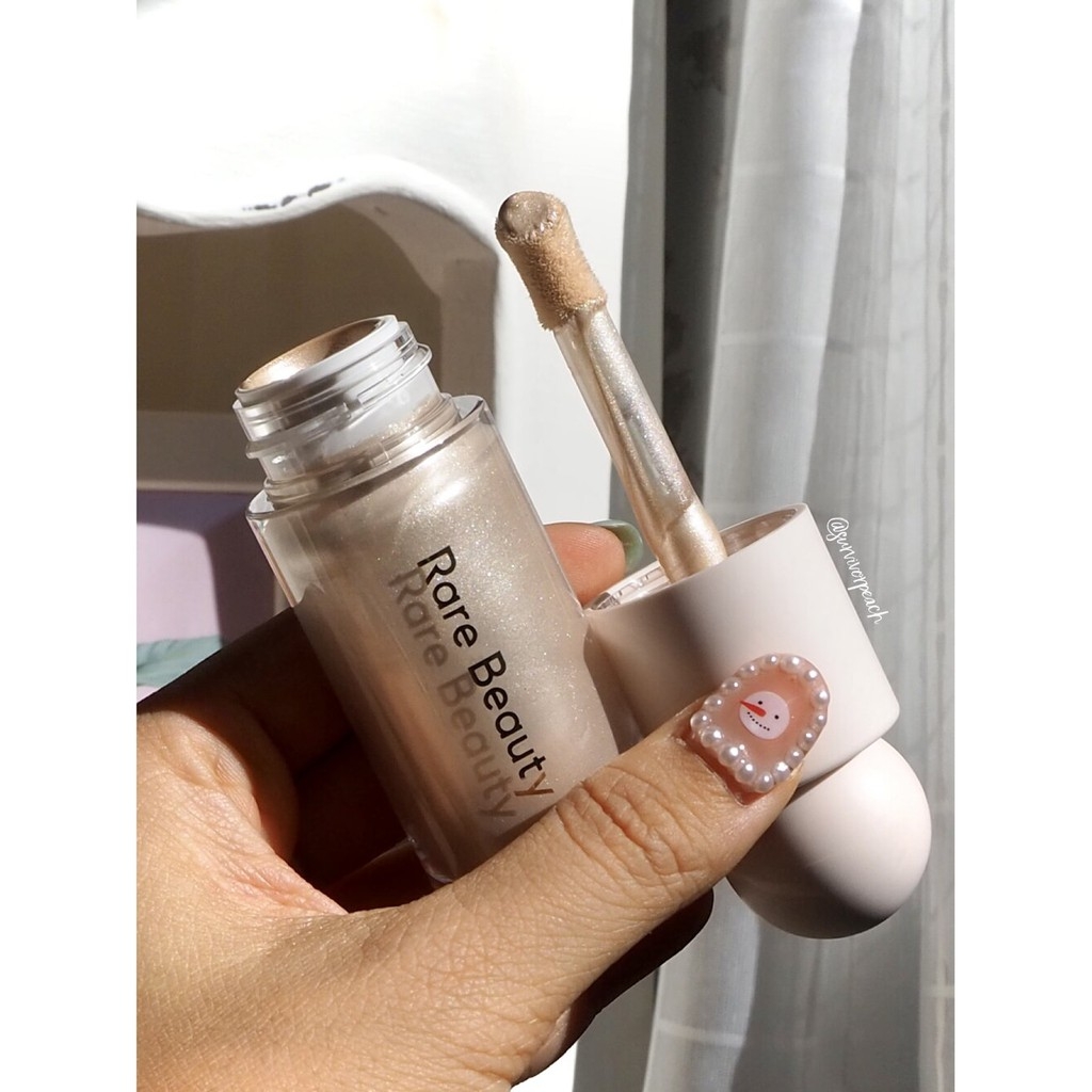 Kem bắt sáng Rare Beauty