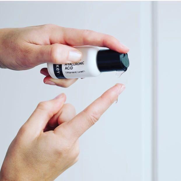 Serum cấp nước The INKEY List Hyaluronic Acid 30 ml