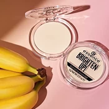 Phấn phủ kiềm dầu làm mịn da Essence Banana Powder