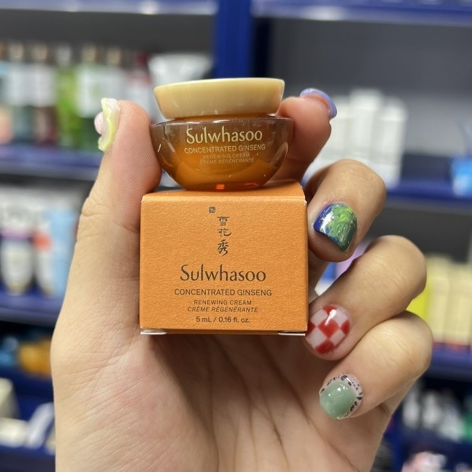 Set 4 Sản Phẩm Dưỡng Da Sephora Favourites Sulwhasoo Bestsellers Kit