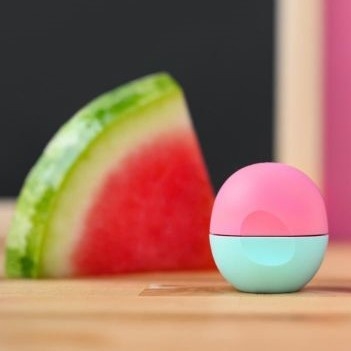 Son dưỡng môi EOS -
