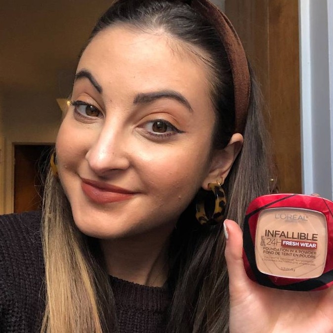 Phấn nền kiềm dầu Loreal Infallible 24 hours fresh wear powder foundation