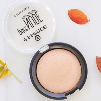 Phấn bắt sáng Essence Pure Nude Highlighter