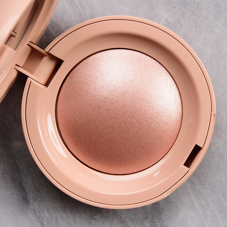 🌸🌸Phấn bắt sáng Rare Beauty Positive Light Silky Touch Highlighter🌸🌸