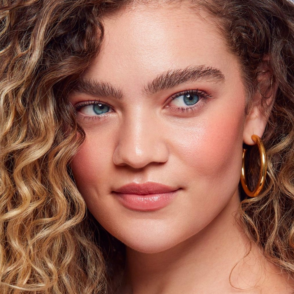 Set Saie bắt sáng và má hồng dạng kem