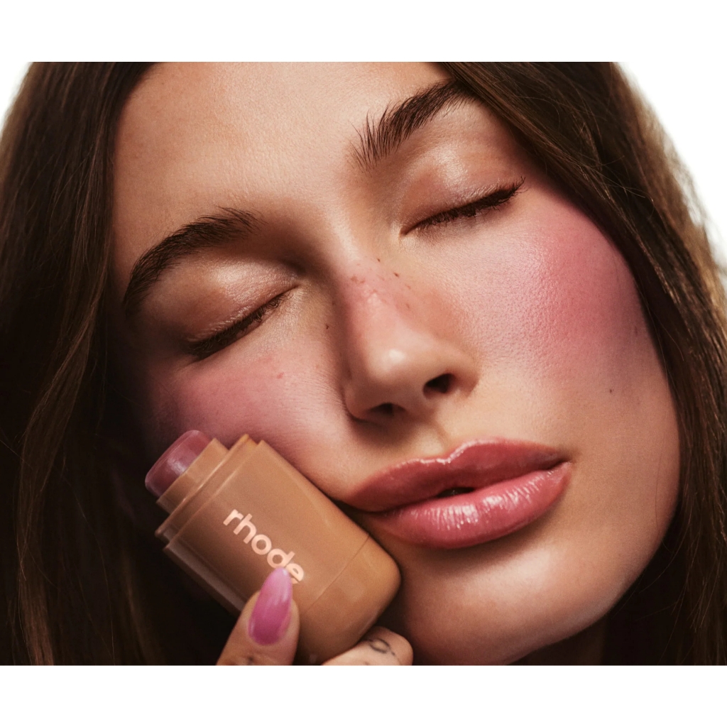 Kem má hồng Rhode Pocket Blush