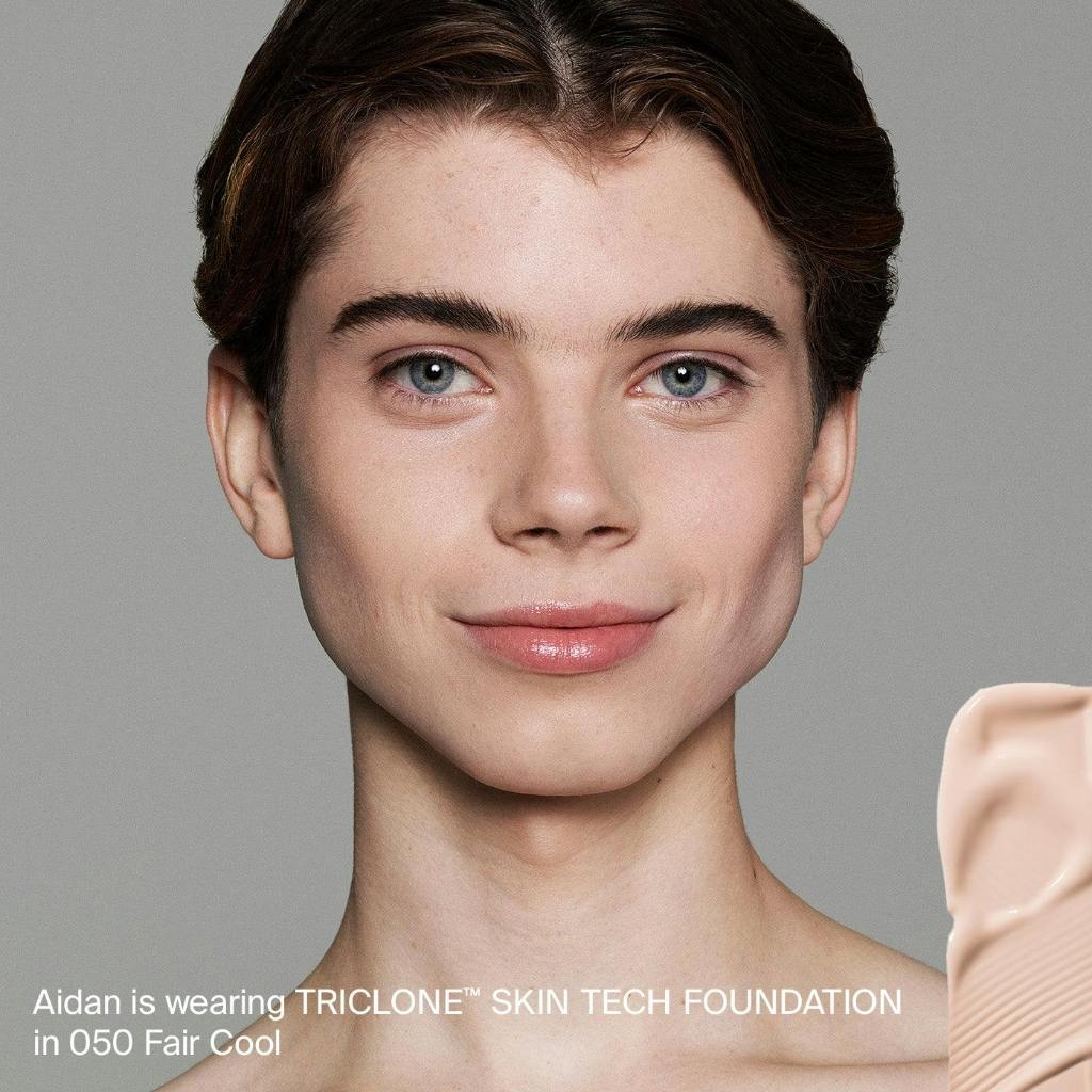 Kem nền Haus Labs Triclone Skin Tech Foundation 30ml