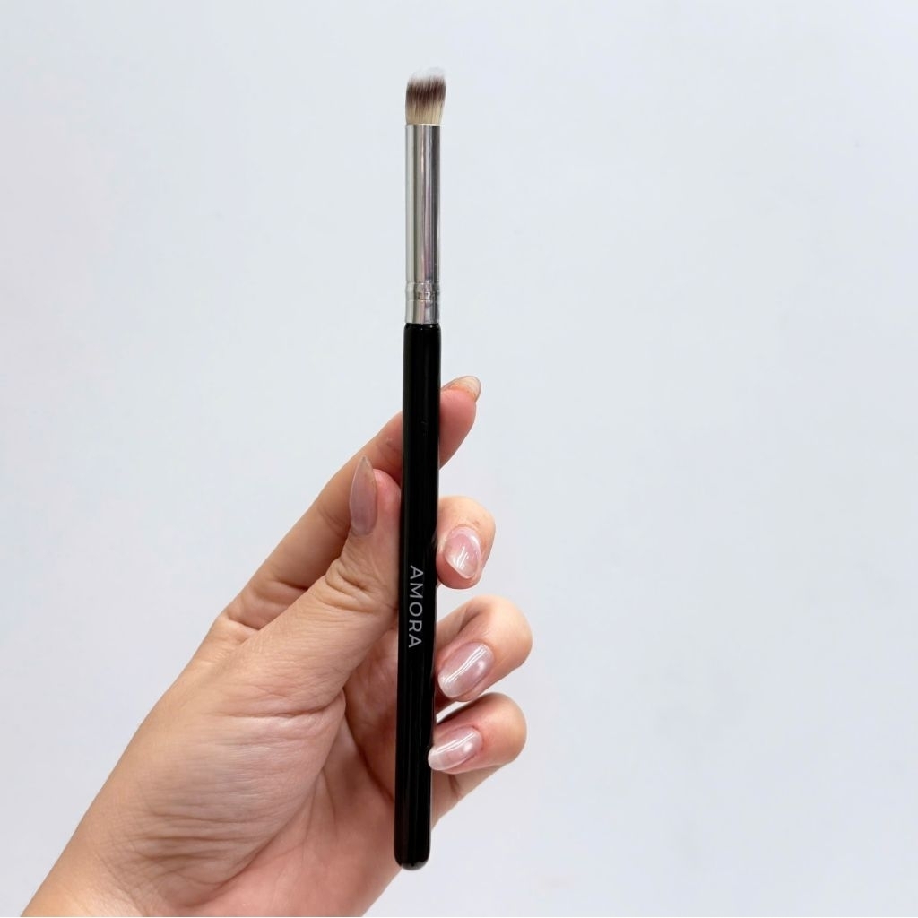 Cọ Che Khuyết Điểm AMORA Concealer Brush