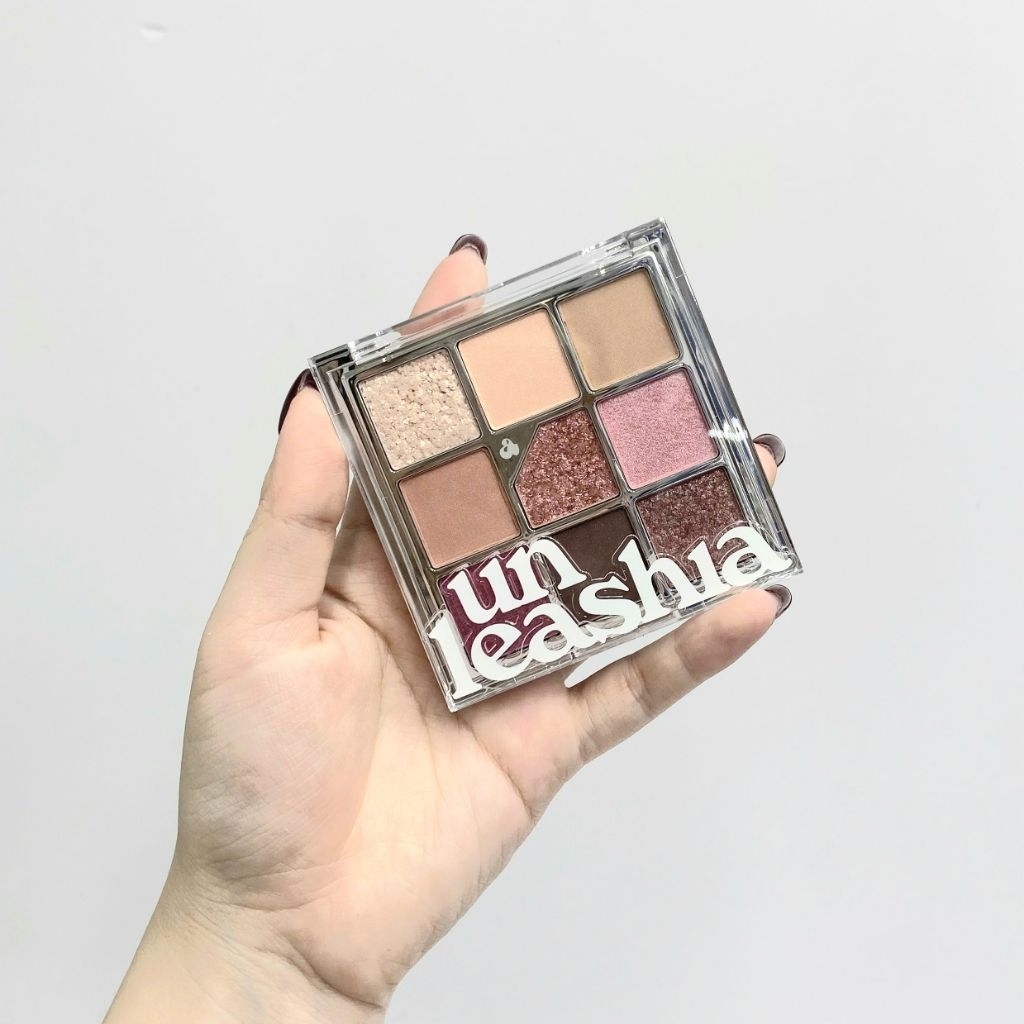 Bảng mắt 9 ô màu Unleashia Glitterpedia Eye Palette