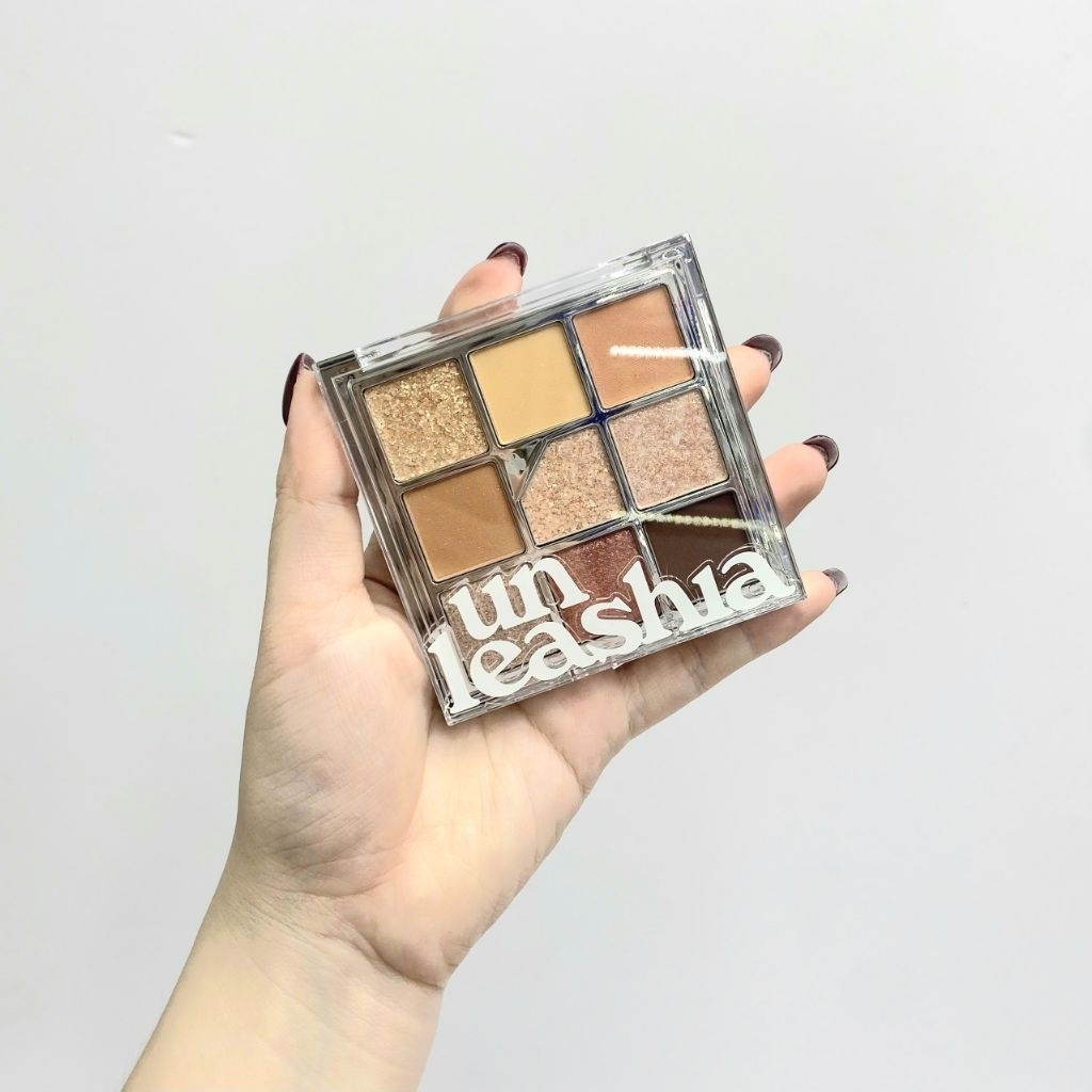 Bảng mắt 9 ô màu Unleashia Glitterpedia Eye Palette