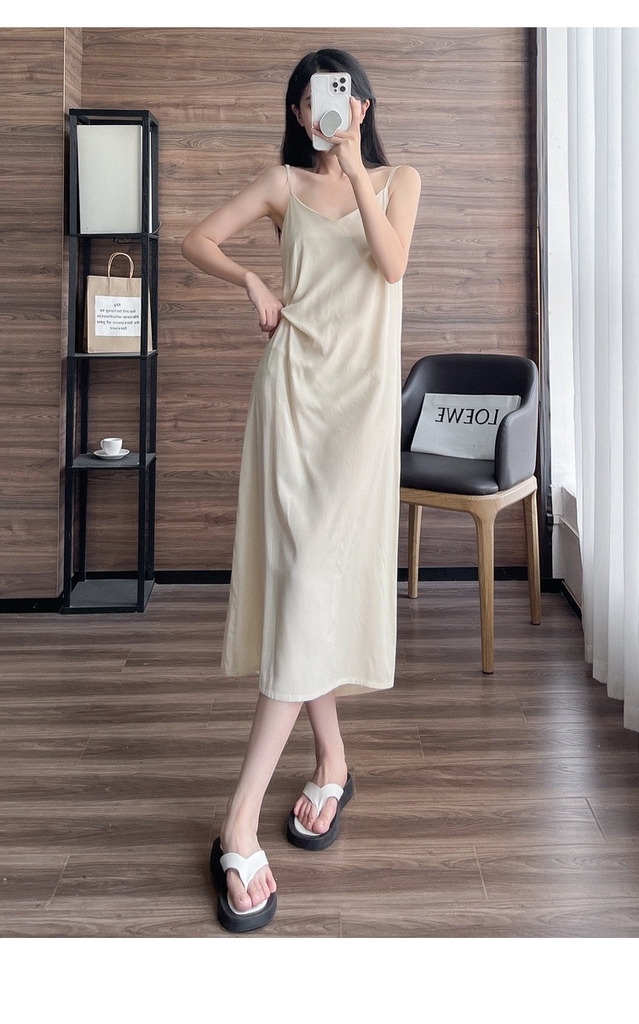 Đầm ren xòe kiểu hai dây xẻ tà cách điệu (Nude) | AlvinStore.Vn