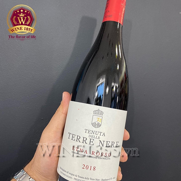 Rượu vang Ý Terre Nere Etna Rosso