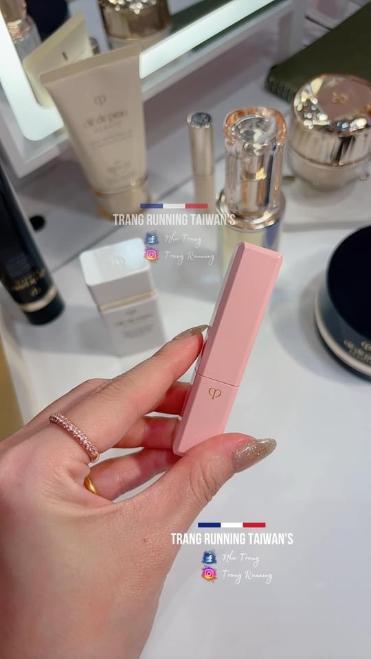 Son Dưỡng Clé De Peau Beauté Lip Glorifie [Trang Running]