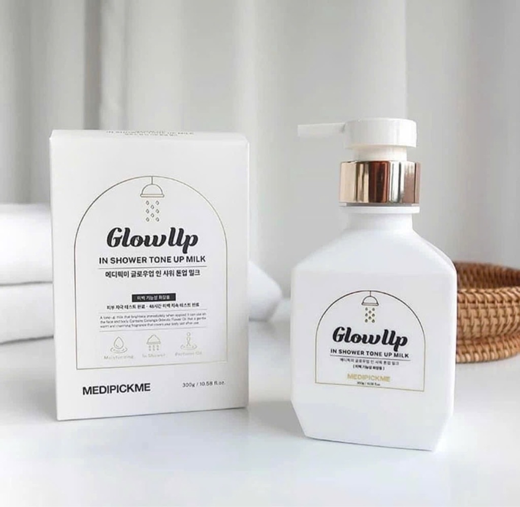 Sữa tắm truyền trắng Glow Up