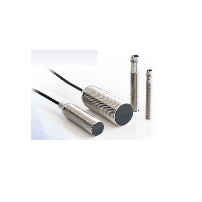 Cảm biến: E2B-S08LN04-WP-B1 2M OMI