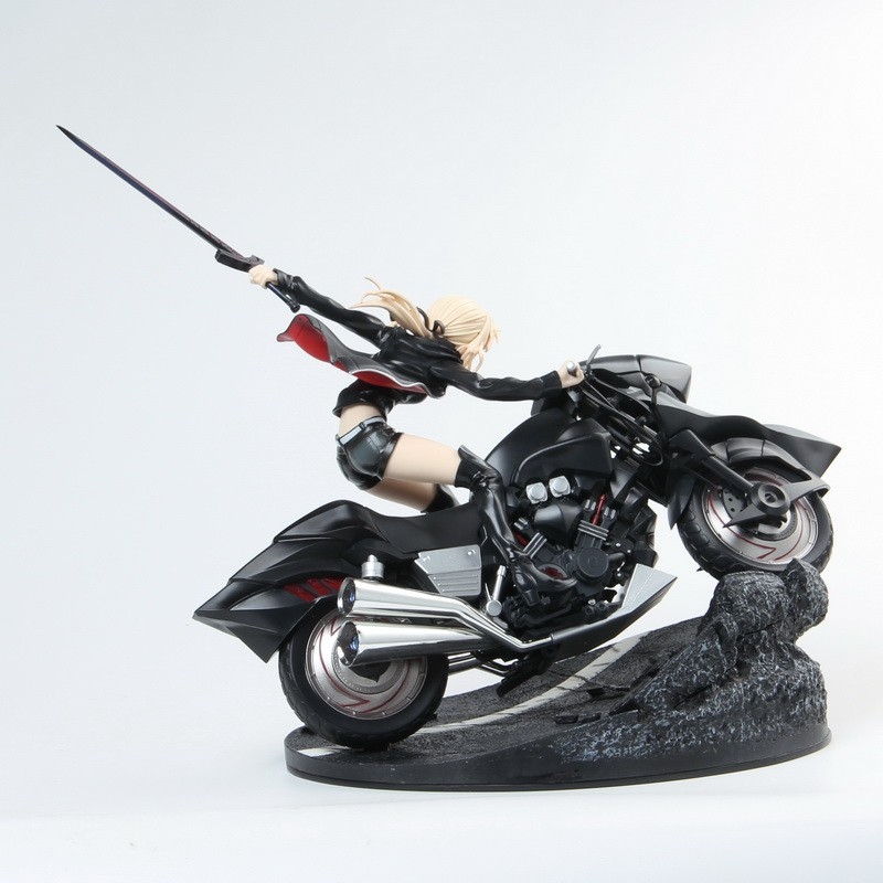 Mô hình nhựa Figure 1/8 Fate Grand Order Saber Alter Cuirassier Noir moto - FGO Xinhao model