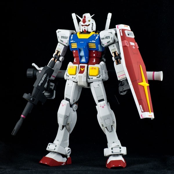 Mô hình lắp ráp RG 1/144 Gundam RX-78-2 RX78 Bandai