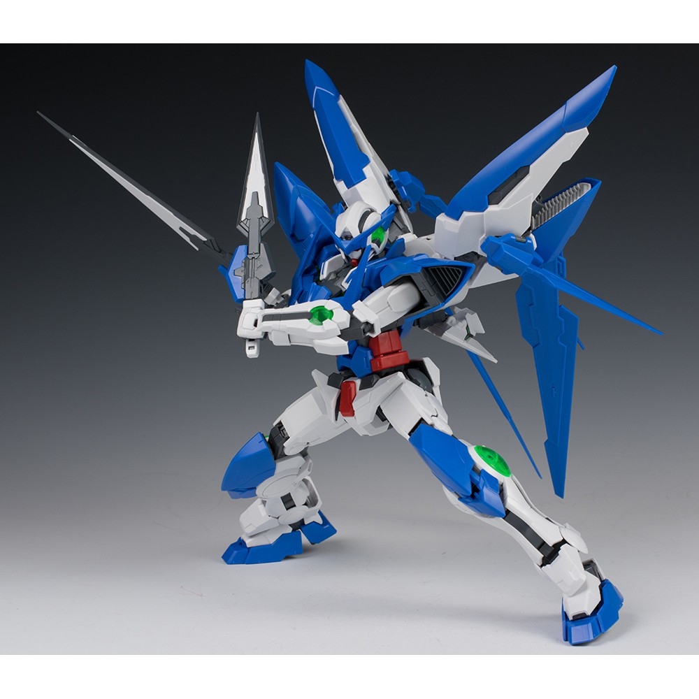 Mô hình lắp ráp MG 1/100 Amazing Exia Gundam - P Bandai