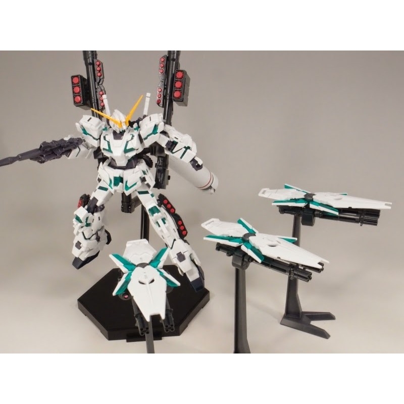 Mô hình lắp ráp HG Unicorn Full Armor NT-D mode HGUC RX-0 1/144 Daban