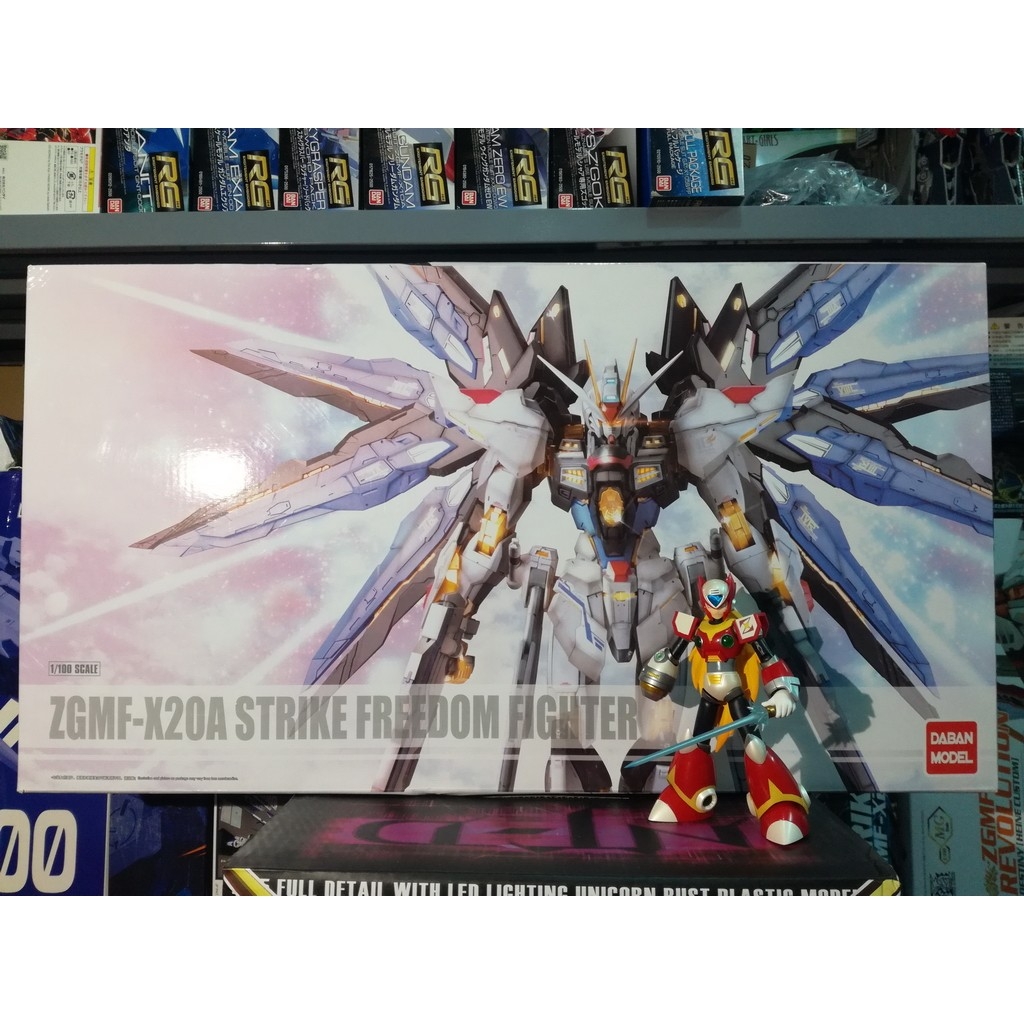 Mô hình lắp ráp MG 1/100 Strike Freedom gundam ver MB 8802 Daban (+ Wing Effect)
