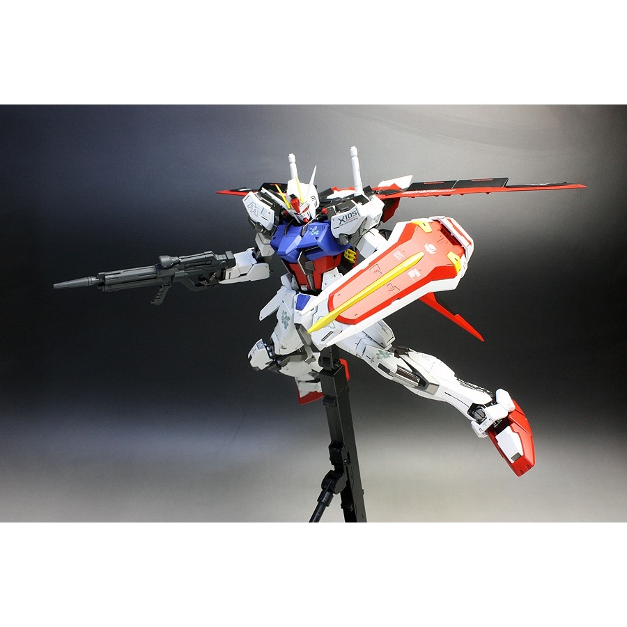 Mô hình lắp ráp MG 1/100 GAT-X105 Aile Strike Gundam Ver.RM