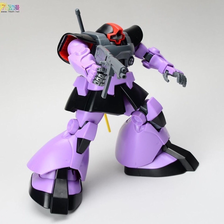 Mô hình lắp ráp MG 1/100 DOM gundam - 6607 daban
