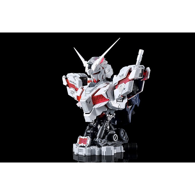 Mô hình lắp ghép 1/35 Head Burst Unicorn red / green frame
