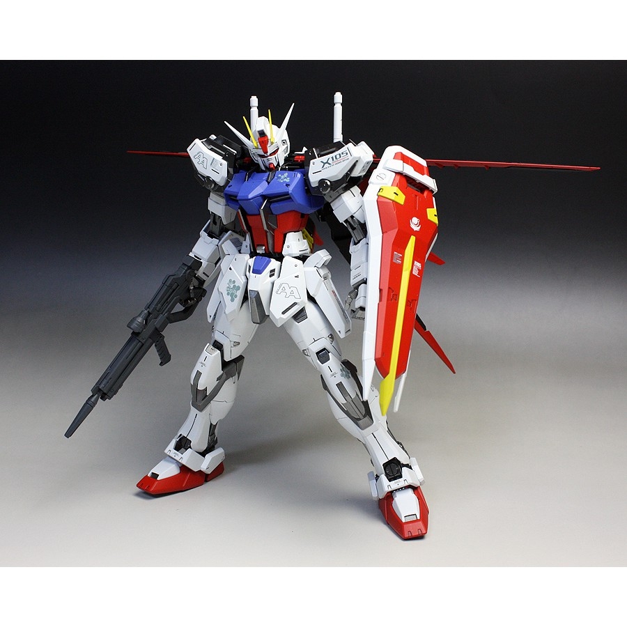 Mô hình lắp ráp MG 1/100 GAT-X105 Aile Strike Gundam Ver.RM