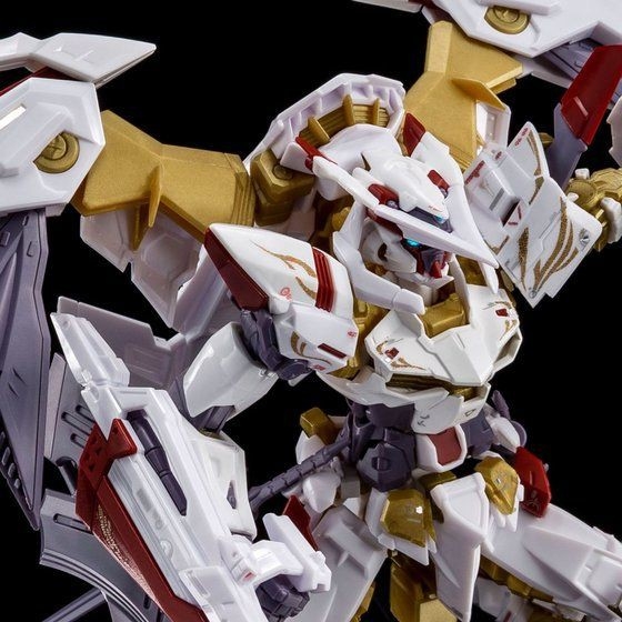 Mô hình lắp ráp RG 1/144 Gundam Astray Gold Frame Amatsu Hana P bandai