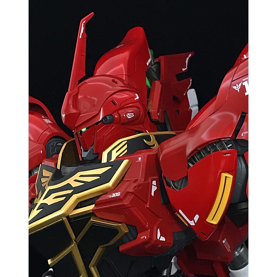 Mô hình lắp ráp 1/35 Sinanju Head Bust (Light led + water stickers + metal parts + Base platform)