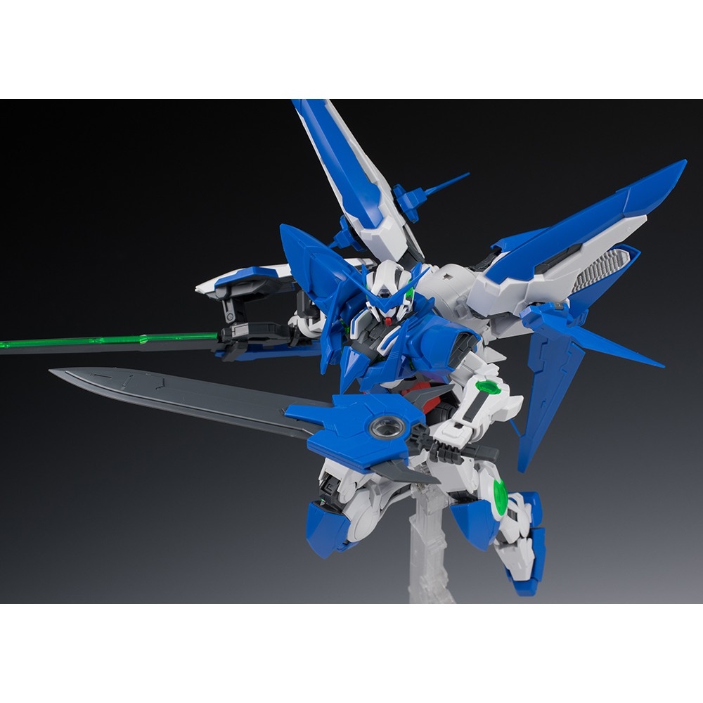 Mô hình lắp ráp MG 1/100 Amazing Exia Gundam - P Bandai