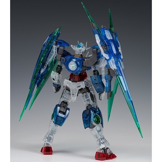 Mô hình lắp ráp RG 1/144 00 Qan[T] 00Q Full Saber Clear Color Gundam Base Bandai Limited