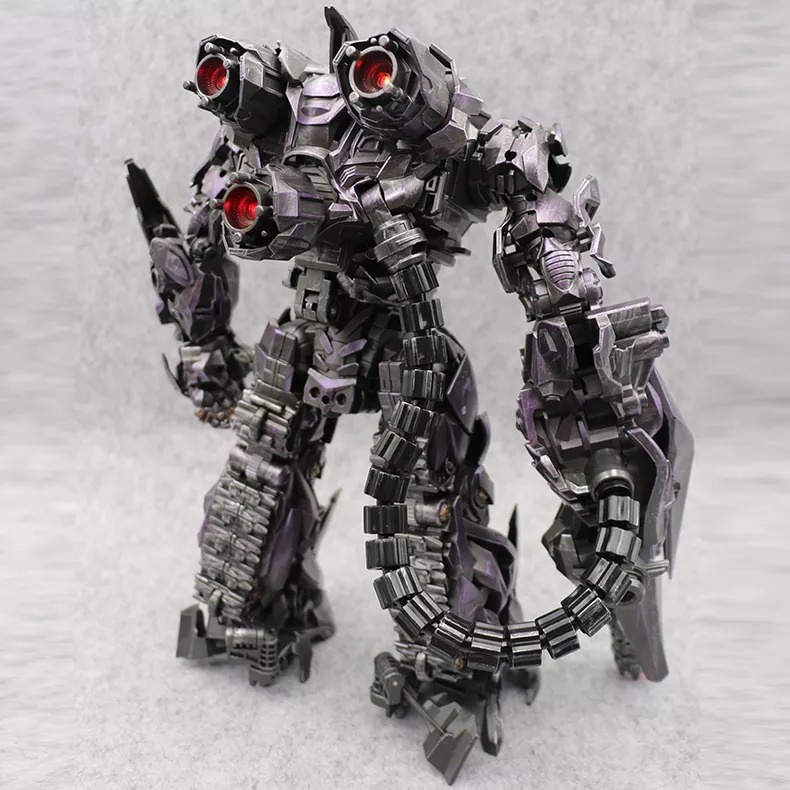 Mô hình Transformer Shockwave ZS01 Universe Guardian Alloy Zeus