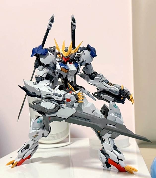 Mô hình lắp ráp 1/100 Barbatos Lupus Rex metal frame Wolf model