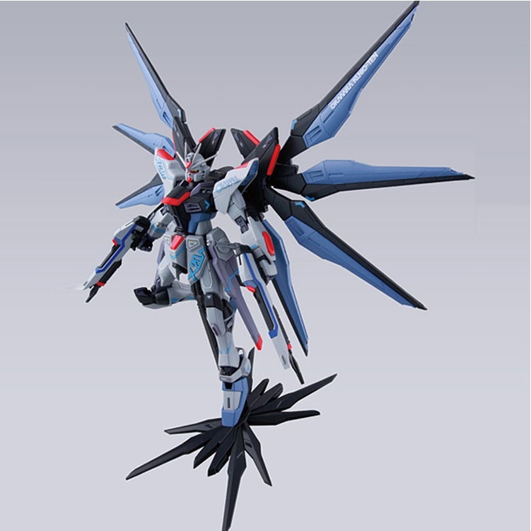 Mô hình lắp ráp MG 1/100 Strike Freedom Gundam Designer Kunio Okawara Exhibition bandai