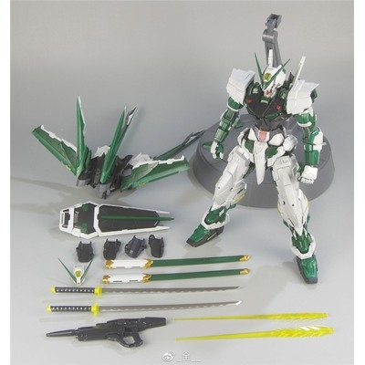 Mô hình lắp ráp PG MG 1/60 gundam Astray Green Red Frame - Nilson