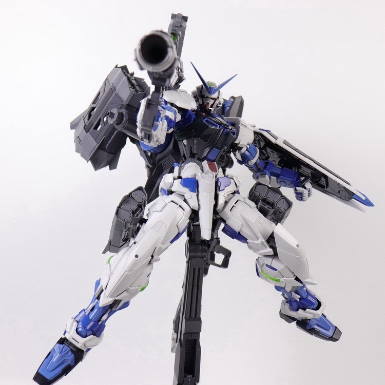Mô hình lắp ráp PG 1/60 Gundam Astray Blue Frame Nilson