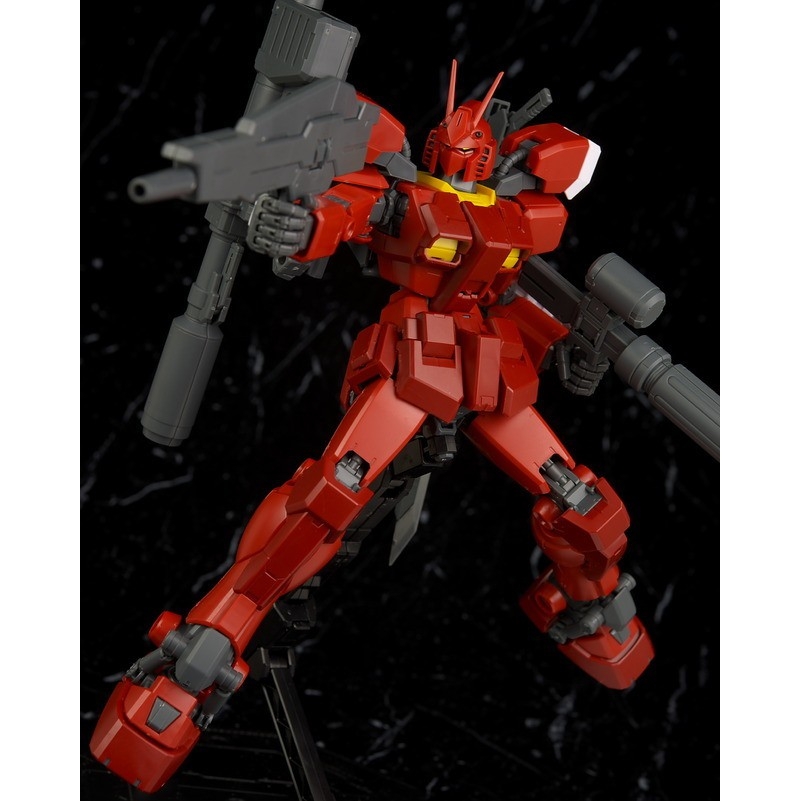 Mô hình Gunpla 1/100 MG Gundam Amazing Red Warrior Bandai