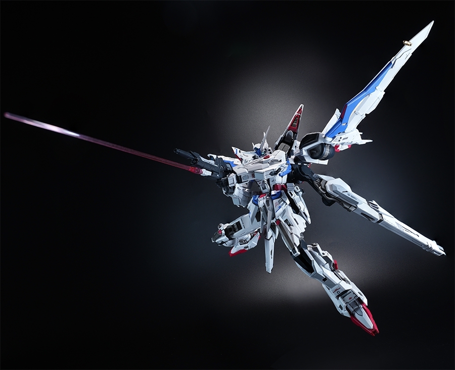 Mô hình lắp ráp Yatagarasu 1/100 Light of Orb Akatsuki Oowashi Shiranui