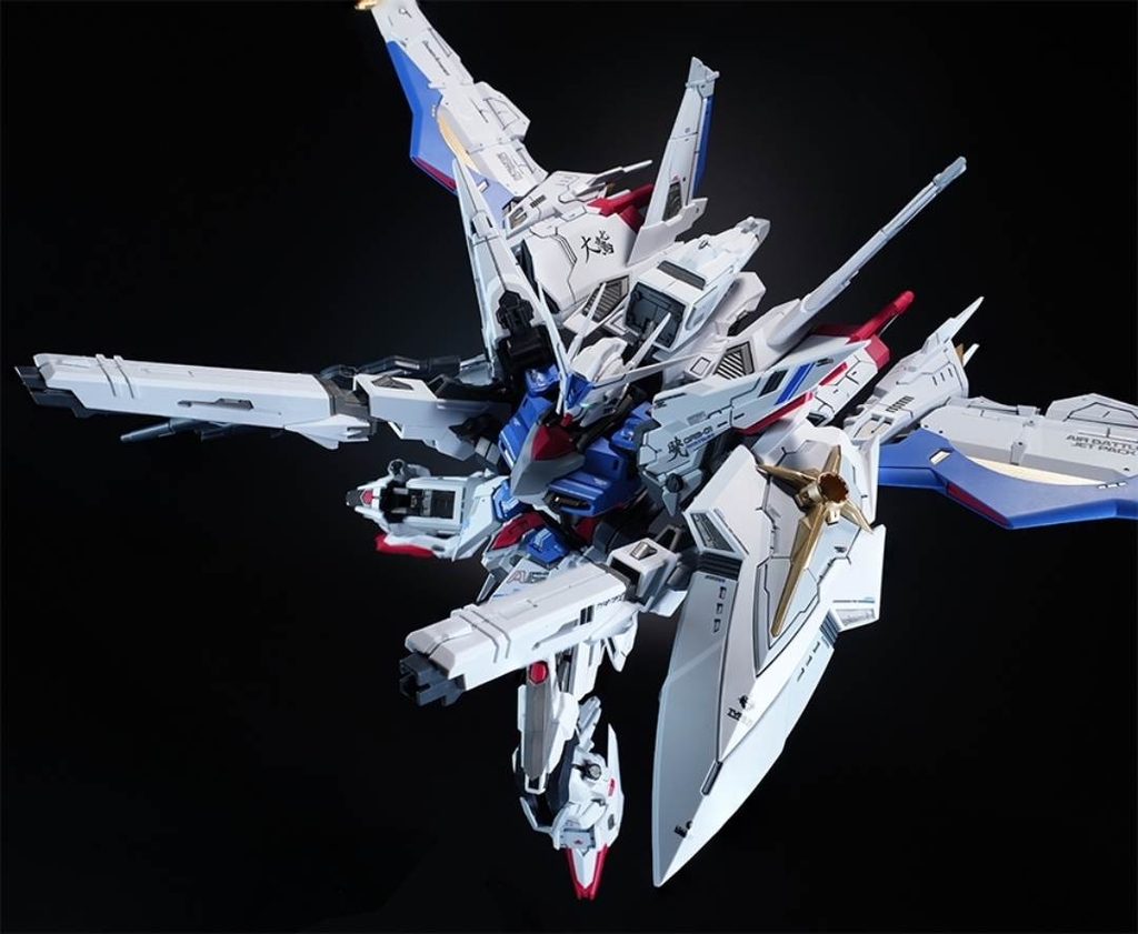 Mô hình lắp ráp Yatagarasu 1/100 Light of Orb Akatsuki Oowashi Shiranui