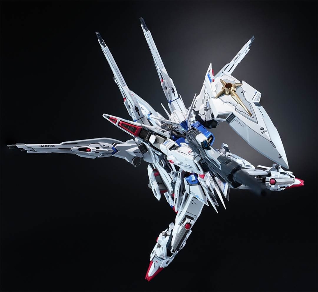 Mô hình lắp ráp Yatagarasu 1/100 Light of Orb Akatsuki Oowashi Shiranui
