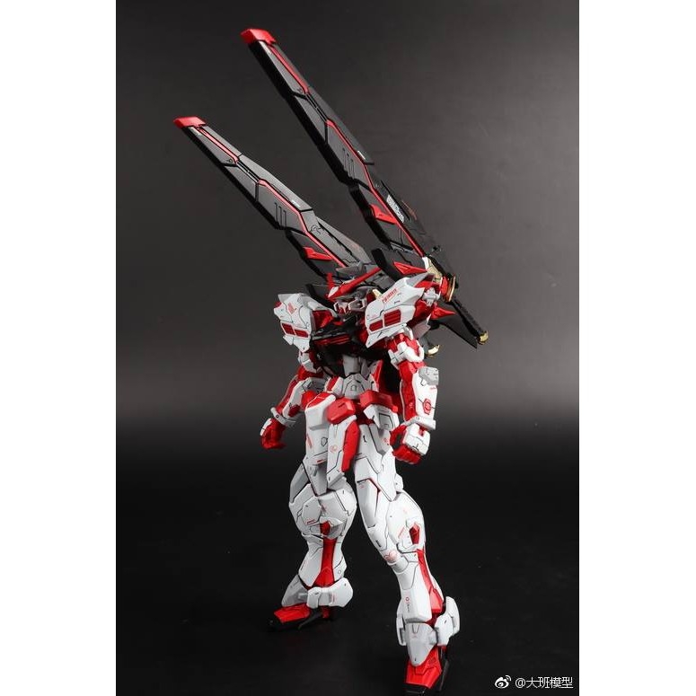 Mô hình lắp ráp MG 1/100 Astray Red Frame Mars Jacket gundam daban