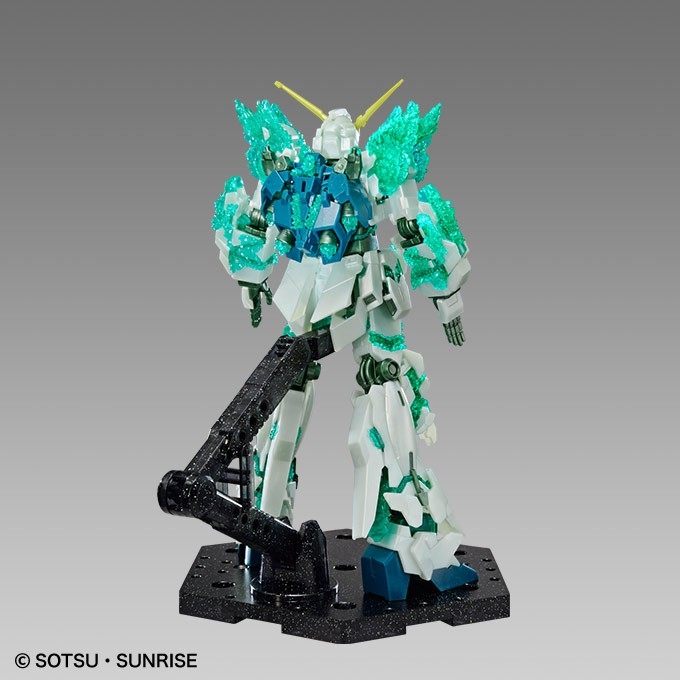 Mô hình lắp ráp HG 1/144 Unicorn Gundam Luminous Crytal Body Gundam Base Bandai