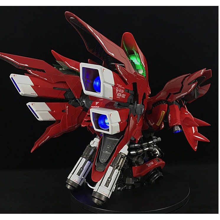 Mô hình lắp ráp 1/35 Sinanju Head Bust (Light led + water stickers + metal parts + Base platform)
