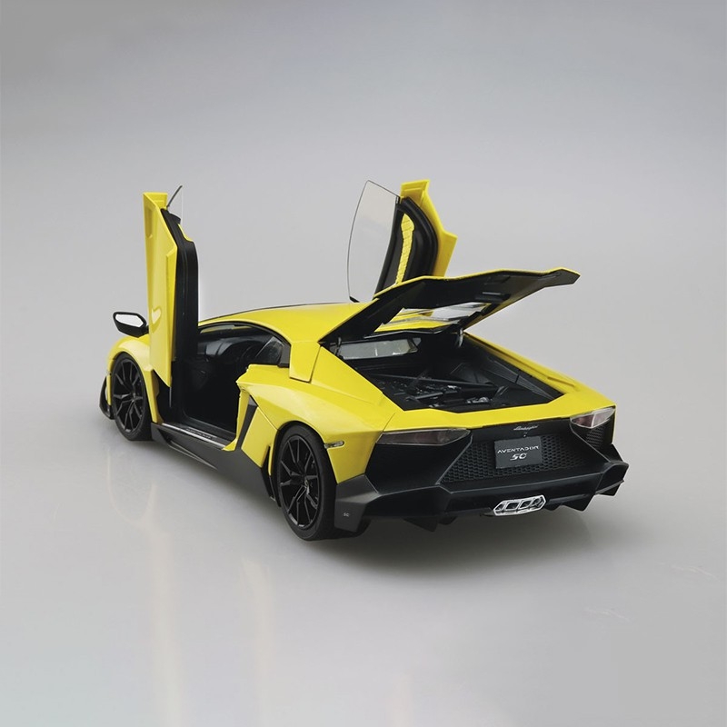 Mô hình lắp ráp ô tô Model Car Lamborghini Aventador 50° Anniversario 1/24 Aoshima