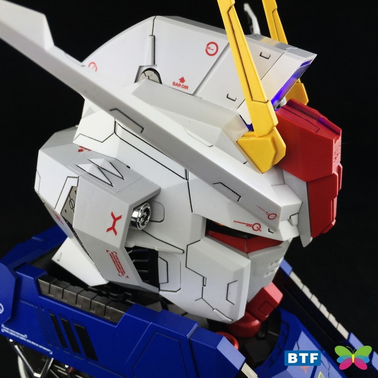 Mô hình lắp ráp BTF 1/24 GAT-X 105 Strike Gundam Head Bust