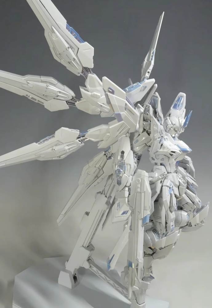 Mô hình lắp ráp MGEX 1/100 Strike Freedom Gundam Twilight Coating - 7701 Changlong
